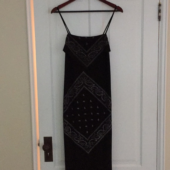 Bandana print back maxi dress XL - Picture 3 of 4
